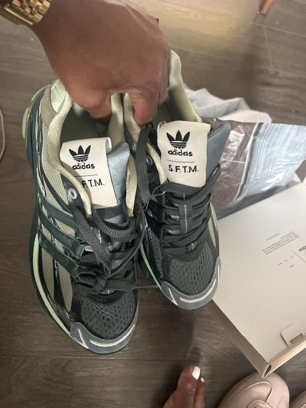 Customer photo for "Most light weight and comfortable shoes I have."