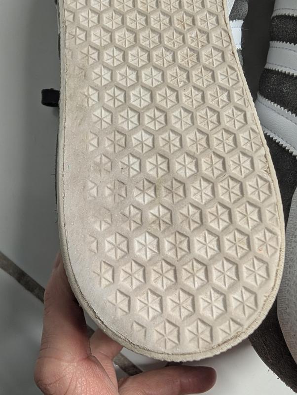 Customer photo for "Garbage!"