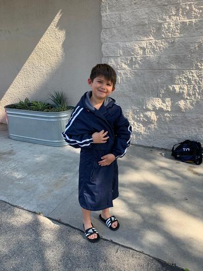Customer photo for "Great pool or shower shoes!"