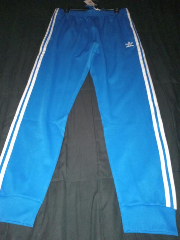 adidas Originals Men's SST Track Pant, Black, XSTP : : Clothing,  Shoes & Accessories