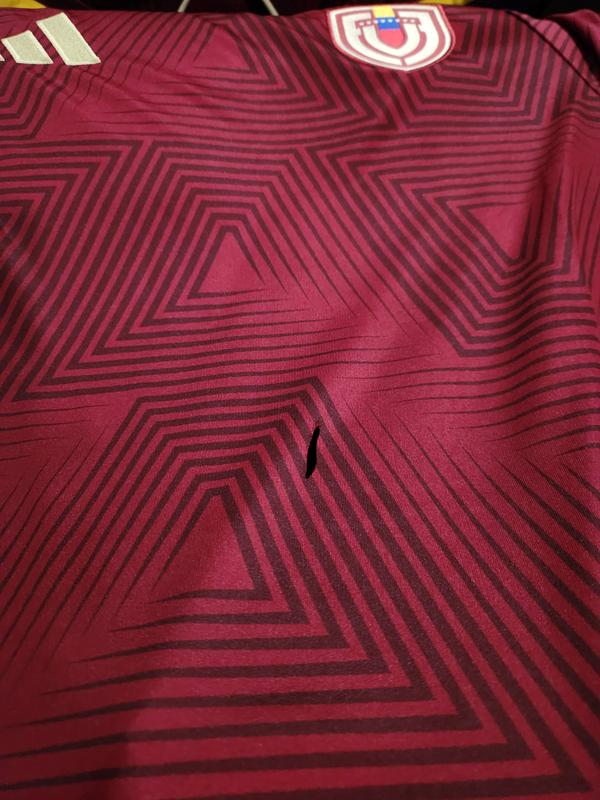 Review Thumbnail Image 0 179935047