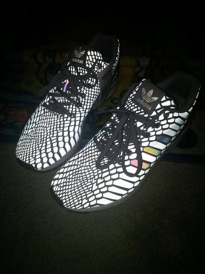 At night the colours POP RIGHT OUT GUYS!!!!