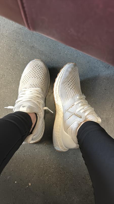 Finish line womens ultra boost 19 hotsell