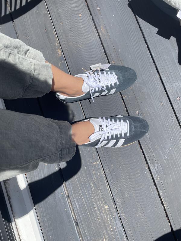 Customer photo for "Happy feet!"