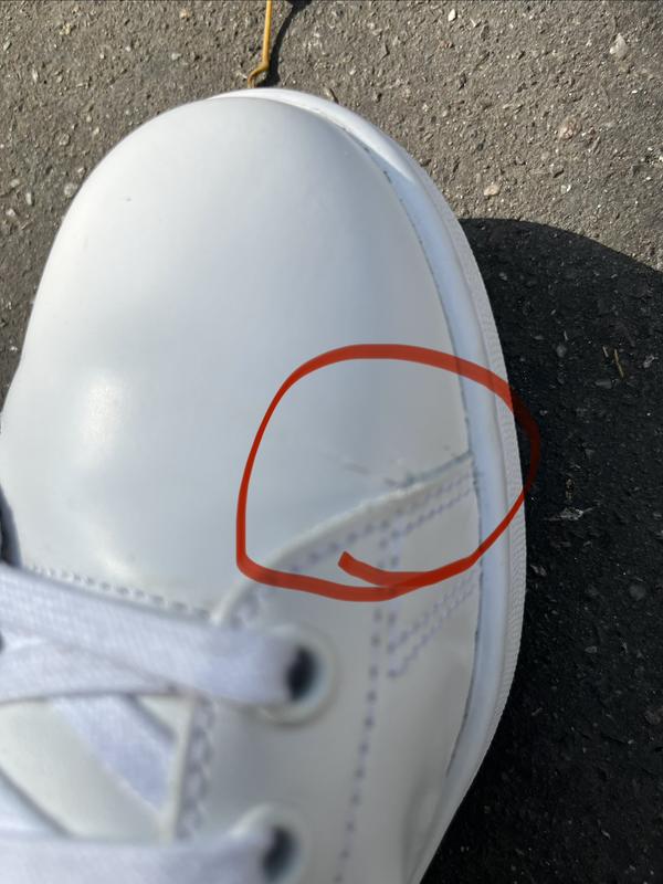 Customer photo for "I wear Stan Smith for 30Y, not anymore same qualit"