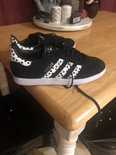 Customer photo for "Adorable shoes"