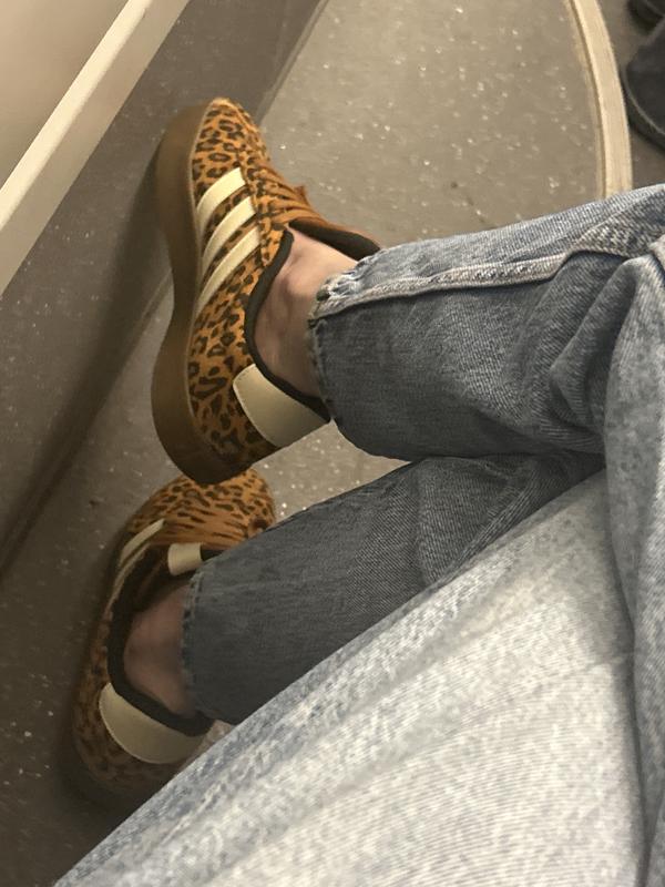 Customer carousel item 1.