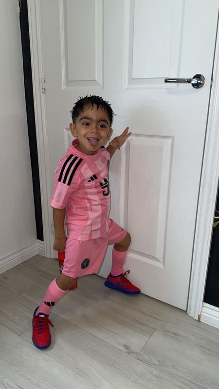 Customer carousel item 1.