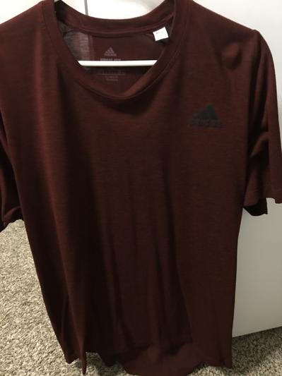 Customer photo for "Another Great quality shirt at a reasonable price that looks good in multiple settings"