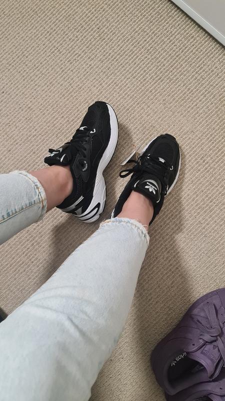 Customer photo for "Comfy and stylish."