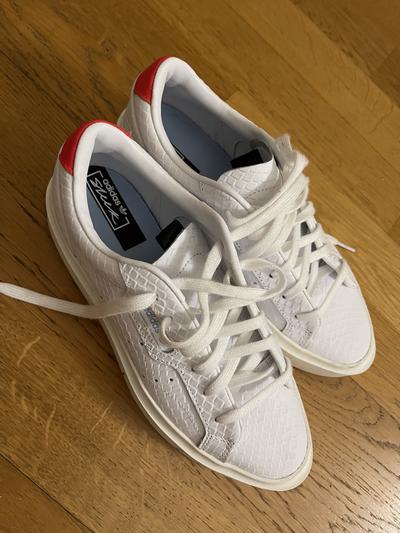 Adidas sleek super shoes sales review