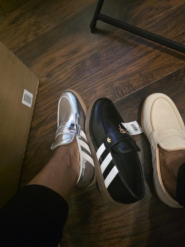 Customer photo for "3 stripes on a class act"