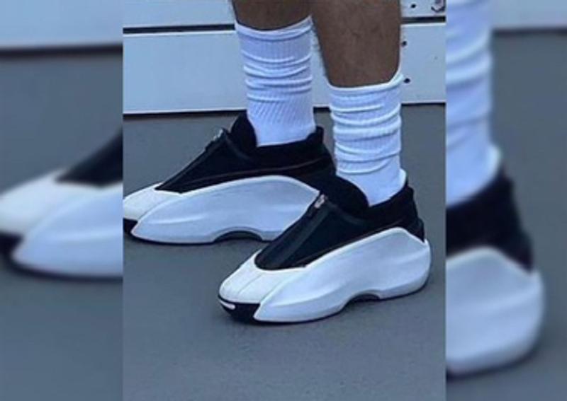 Customer photo for "Cool looking shoe"