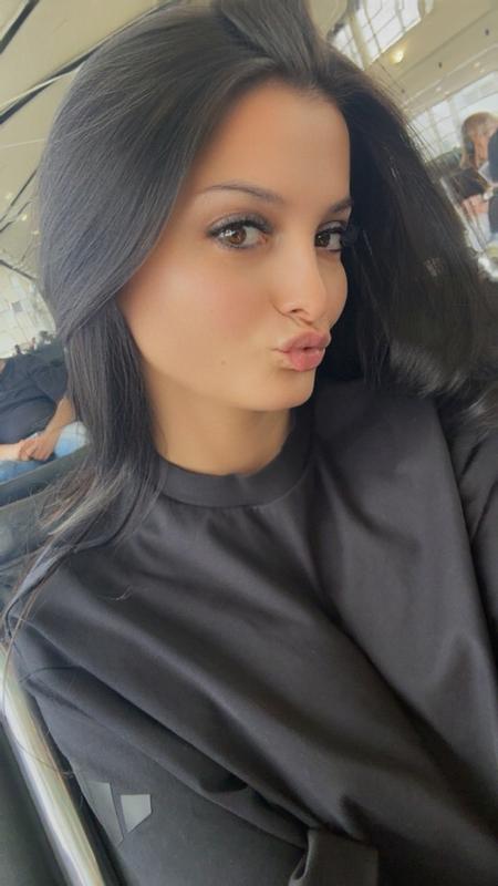 Customer carousel item 3.