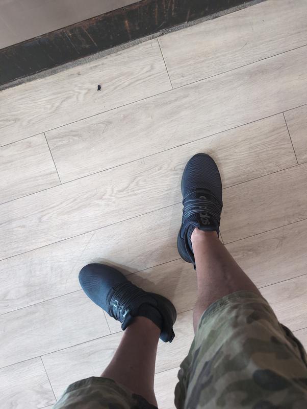 Customer carousel item 10.