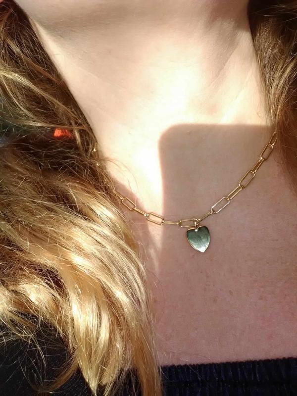 I love how it reflects the light