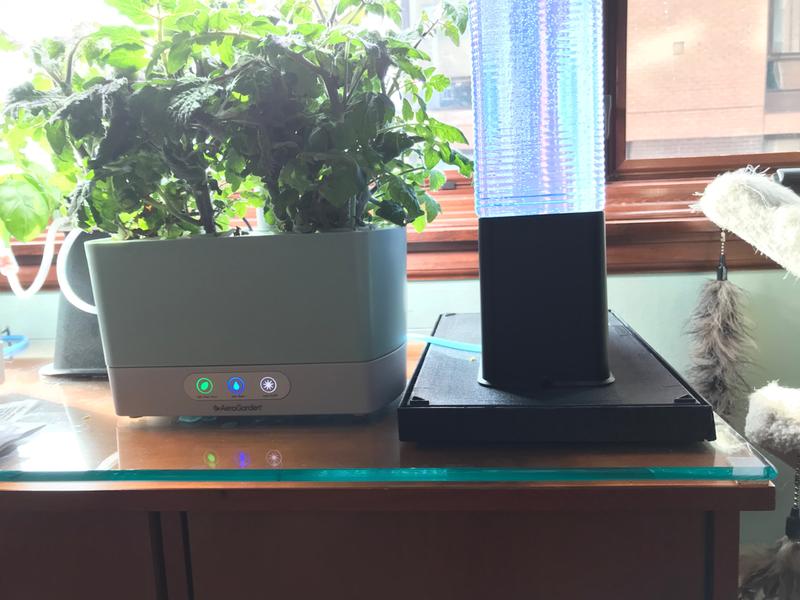 Gardening Watering Equipment 2020 Model Clear AeroGarden AeroVoir Garden Watering System