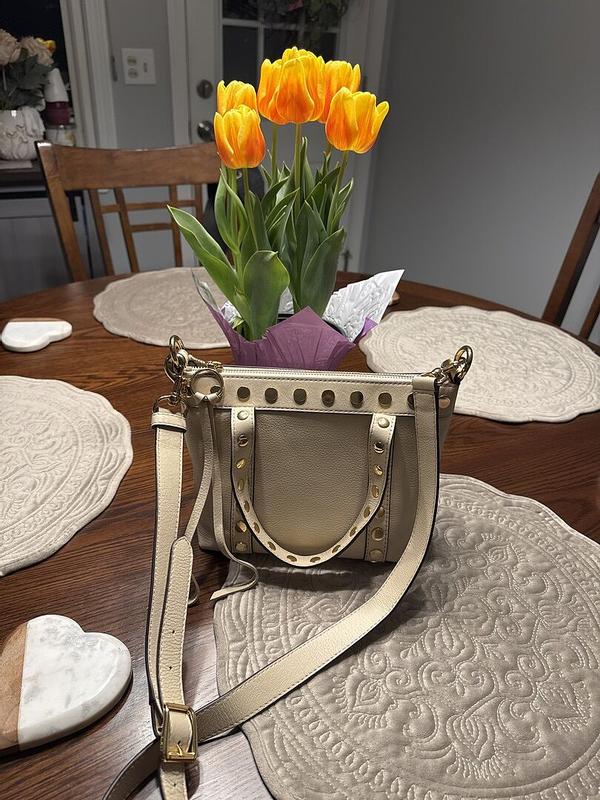 Review Thumbnail Image 0 382668867