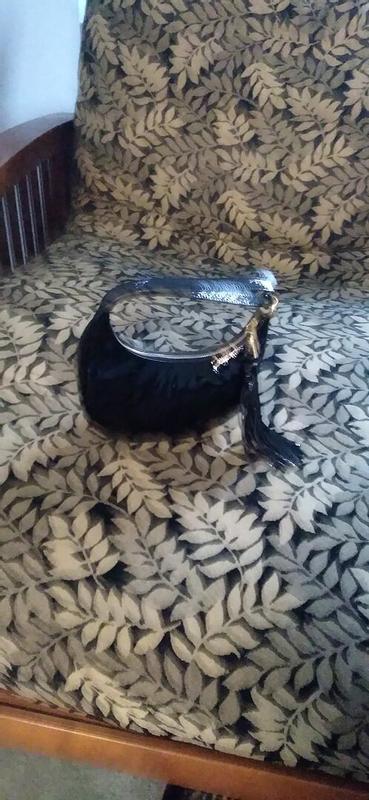 Review Thumbnail Image 0 382535838