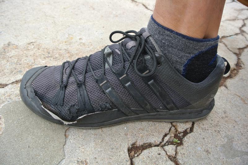 adidas terrex solo stealth