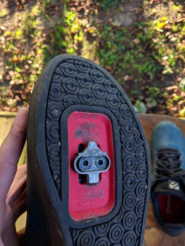 five ten district clip shoes