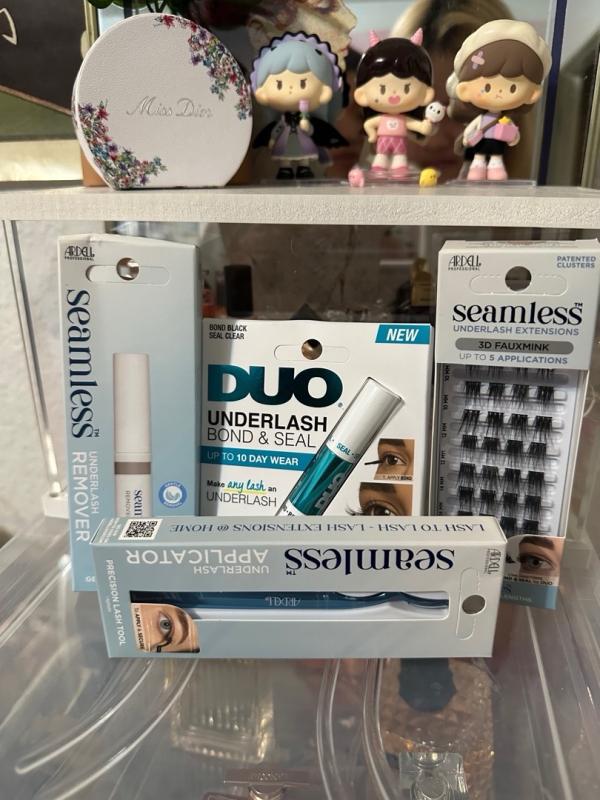 Customer carousel item 11.