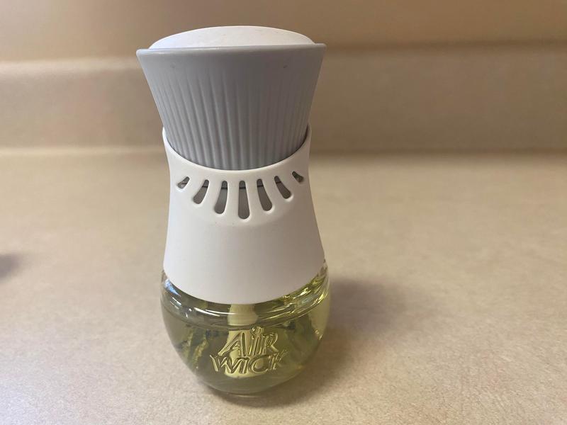 Air Wick Plug in Scented Oil, Peach & Sweet Nectar