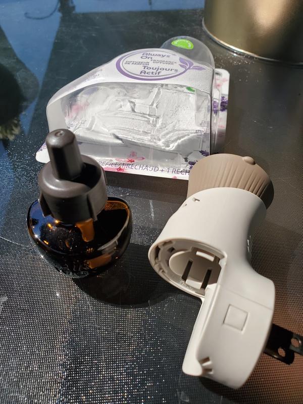 Airwick Botanica Contents