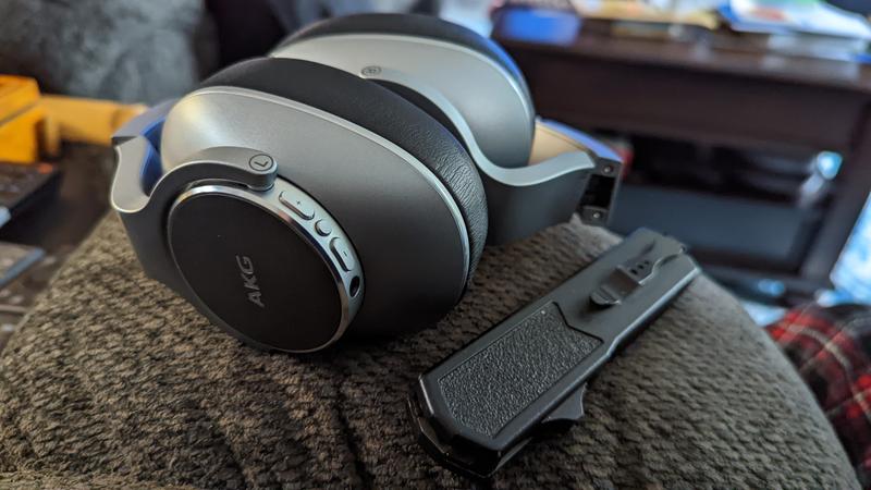 N700 akg best sale