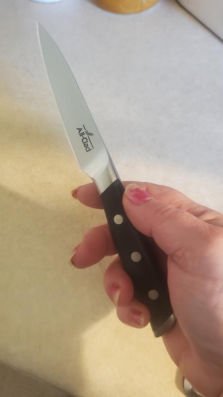 Fits comfortably in my small hand!