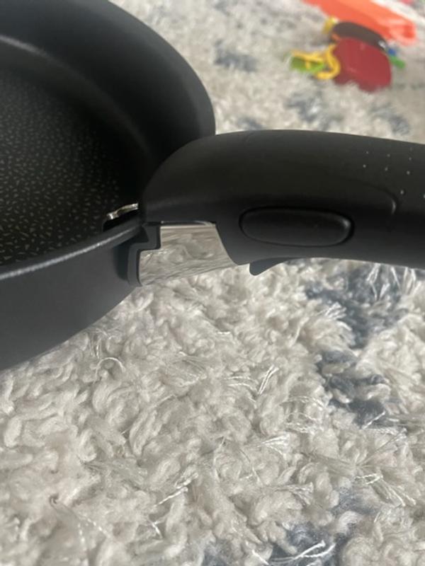 Easy press of the buttons of both sides to remove.