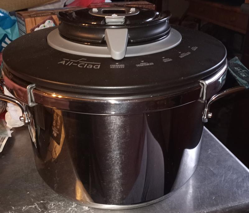 PC8-Precision Stainless Steel Stovetop Pressure Cooker