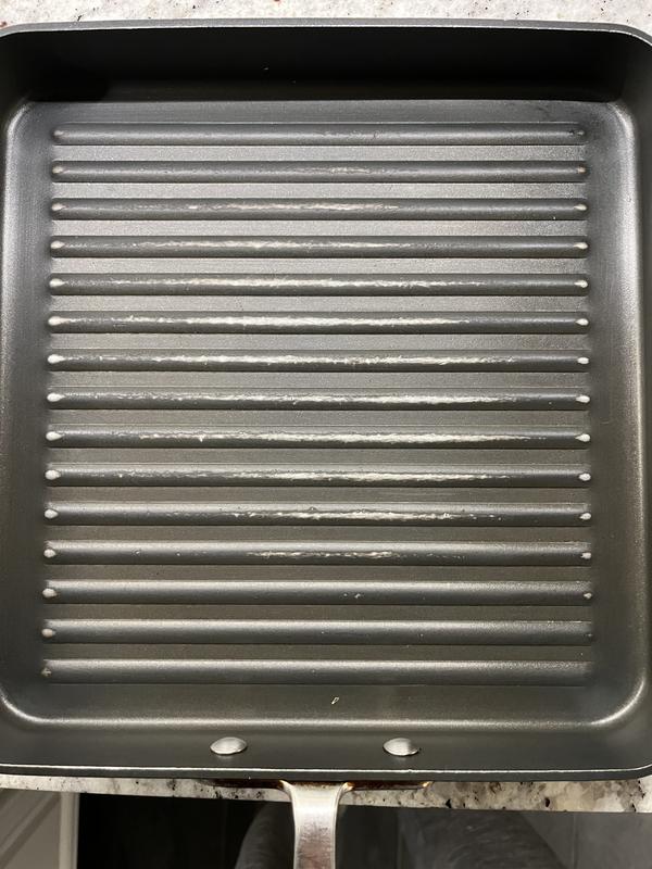 All-Clad 3011 Hard Anodized Aluminum Scratch Resistant Nonstick Anti-Warp  Base Dishwasher Safe Square Grill Pan Cookware, 11-Inch, Black