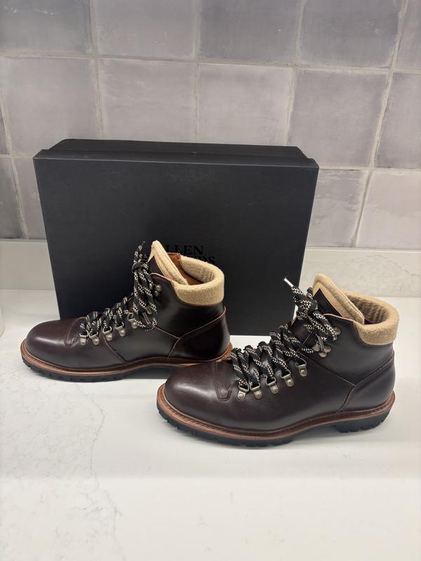 Customer photo for "Stylish masculine boots"