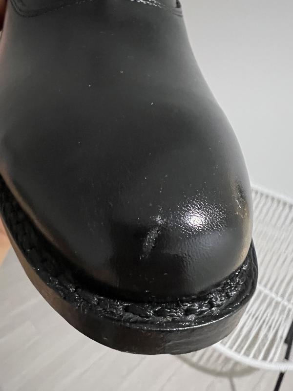 Customer photo for "Flawed cap. Feels like a factory second product"
