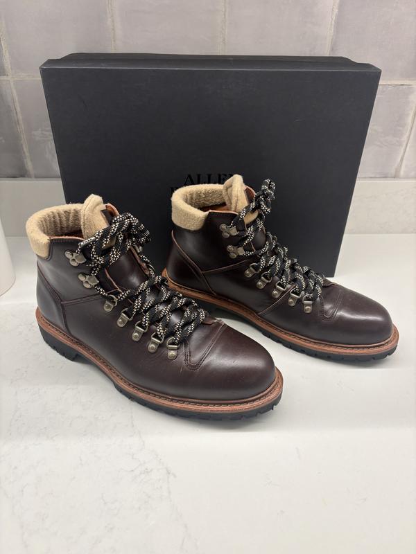 Customer photo for "Stylish masculine boots"