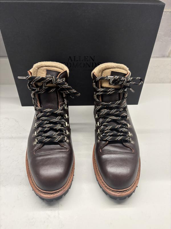 Customer photo for "Stylish masculine boots"