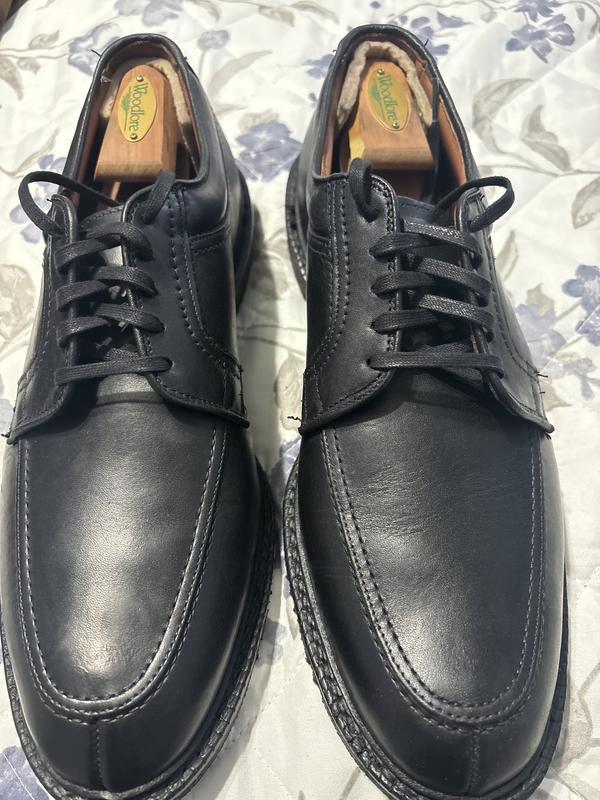 33 Flat Glazed Replacement Laces Men s Shoe Care Allen Edmonds
