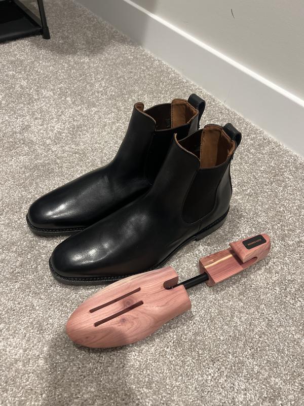Full-Toe Cedar Shoe Trees | Men's Shoe Care | Allen Edmonds