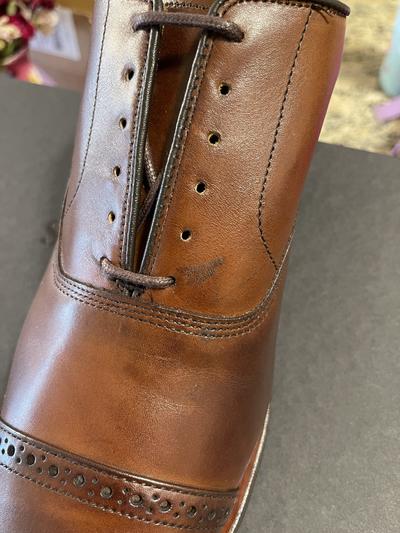Allen Edmonds Men's Fifth Avenue Cap Toe Oxford Dress Shoe - Walnut Brown, Size 13 D US | Made In USA - View #9