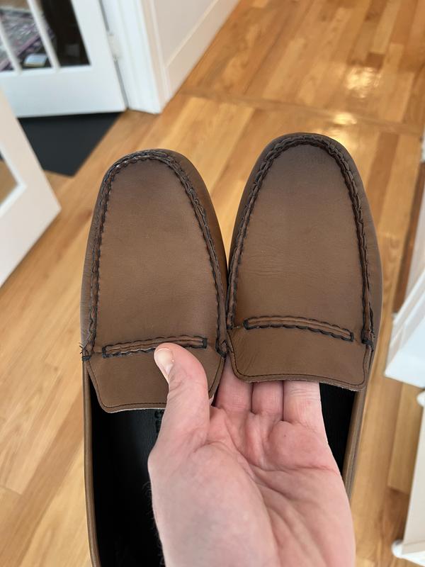 Customer photo for "Shoes don't match the photos"