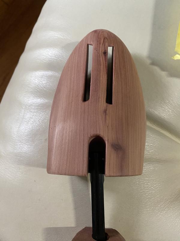 Full-Toe Cedar Shoe Trees | Men's Shoe Care | Allen Edmonds