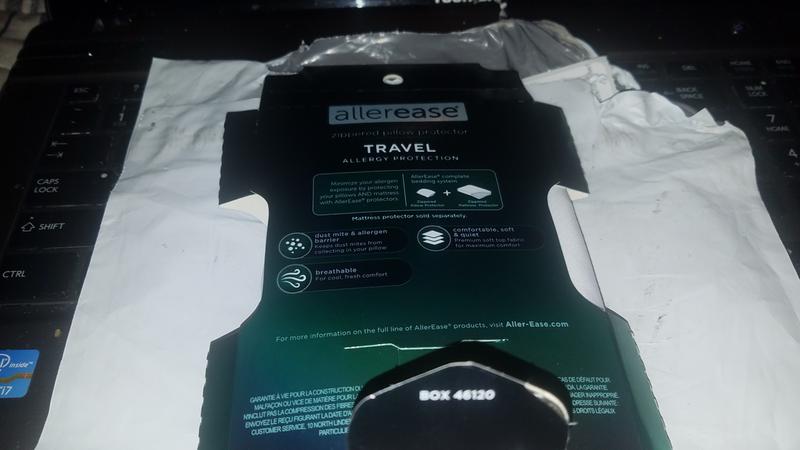 Allerease zippered store travel pillow protector