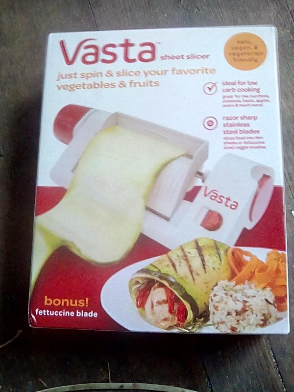 Vasta Sheet Slicer - Stainless Steel Rotary Food Slicer for Perfect Thin  Sheets - Ideal for Zucchinis, Potatoes, Apples, and More - White Finish in  the Kitchen Tools department at