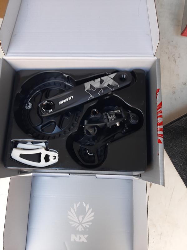 Guarnitura Sram Quarq Force 1X Axs 40T Dm 172,5Mm Con Misuratore Di