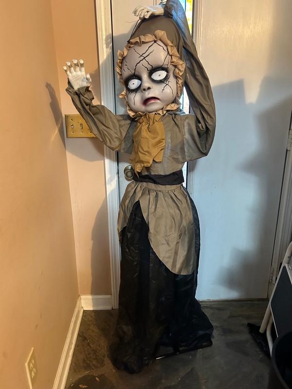 Haunted Hill Farm Lifesize Animatronic Demon Girl Halloween Decoration ...