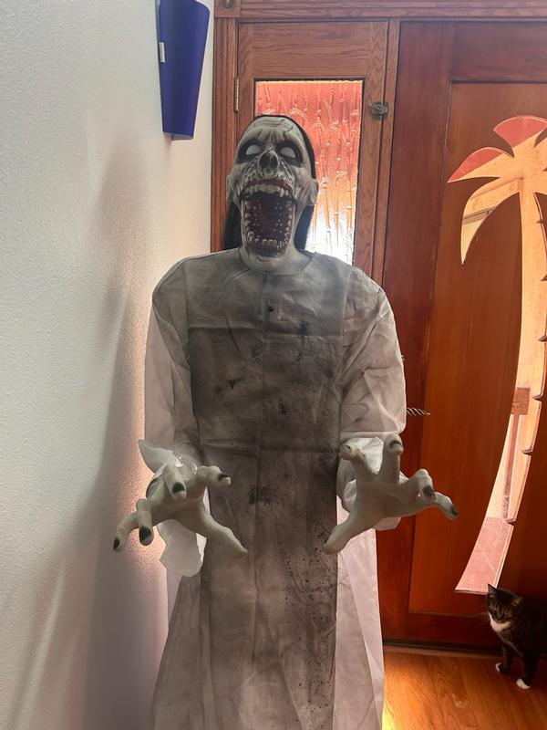 Haunted Hill Farm 6-ft Freestanding Motion Activated Laughing Lighted ...