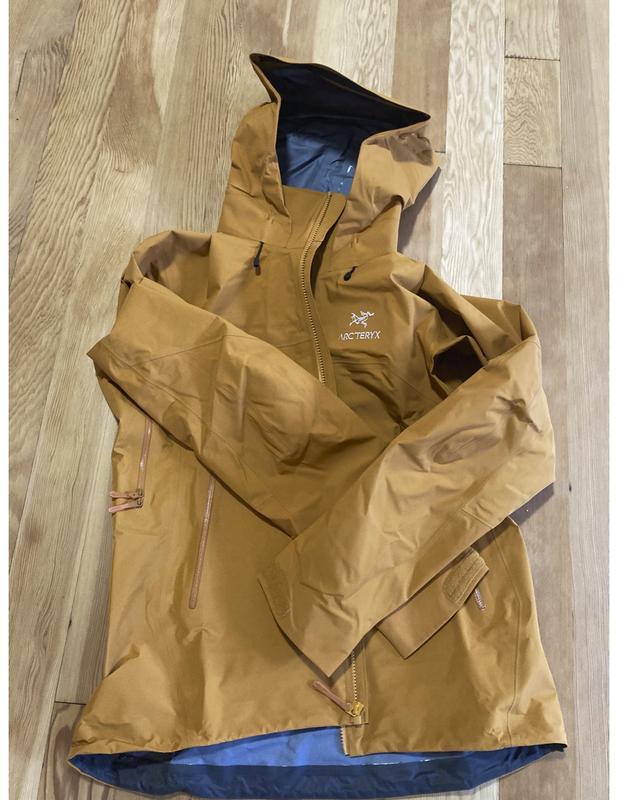 Beta AR Jacket Women's | Arc'teryx