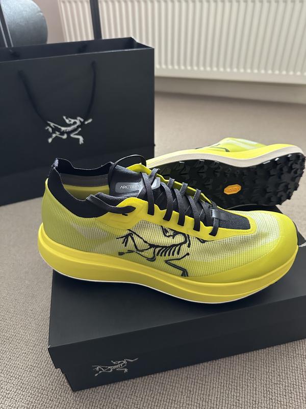 スニーカー Arc'teryx \"Sylan Pro\" sneakers Yellow Arcteryx SYLAN PRO Running Shoes Men Low-Top Yellow - POIZON
