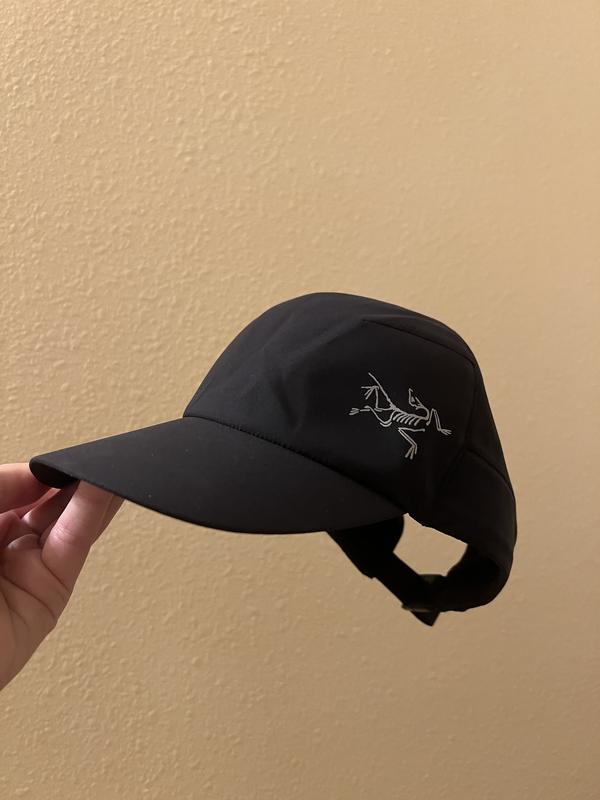 Arcteryx hotsell calvus cap